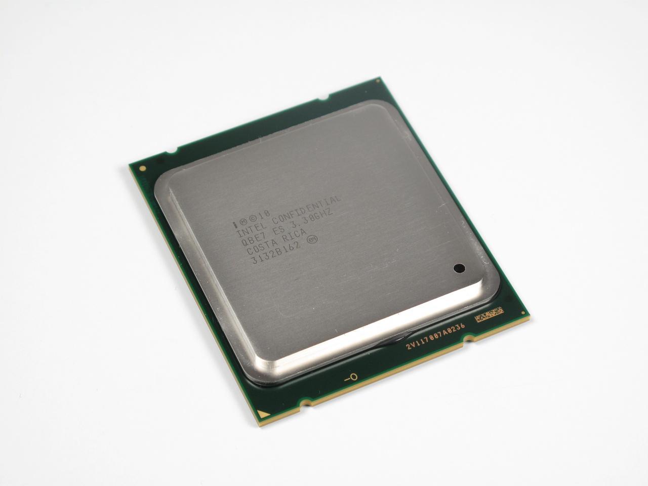 [18/11/2011] Sandy Bridge EP: Volle acht Kerne samt PCI-E-3.0 und C2-Stepping in H1/2012 (im Bild: Core i7-3960X)