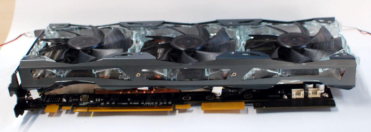 [18/11/2011] Galaxy Geforce GTX 580 mit Multimonitor-Unterstützung für drei Full-HD-Displays (2)