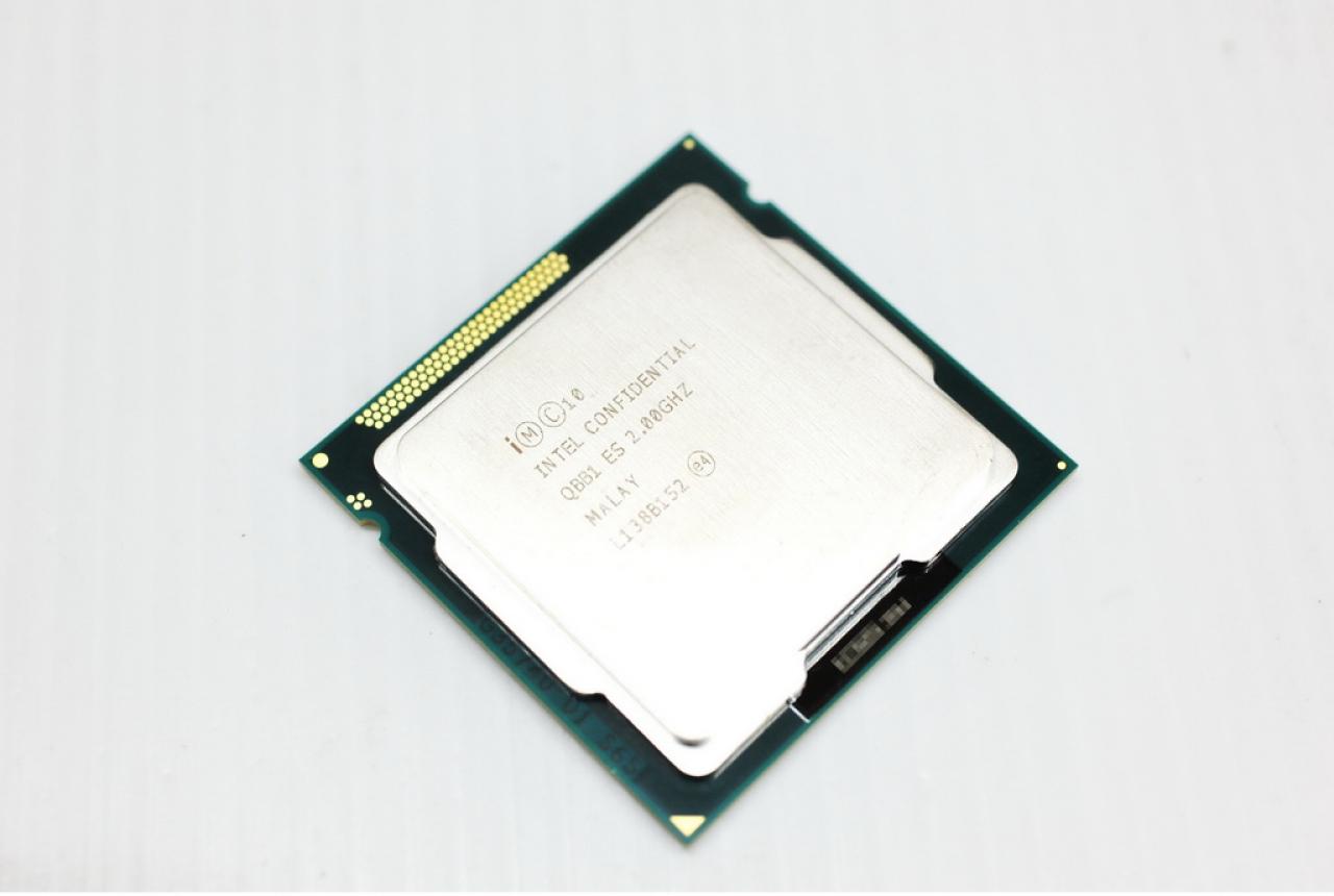 [26/11/2011] Auch ein Engineering-Sample von Ivy Bridge läuft bereits auf aktuellen Z68-Mainboards. (2)
