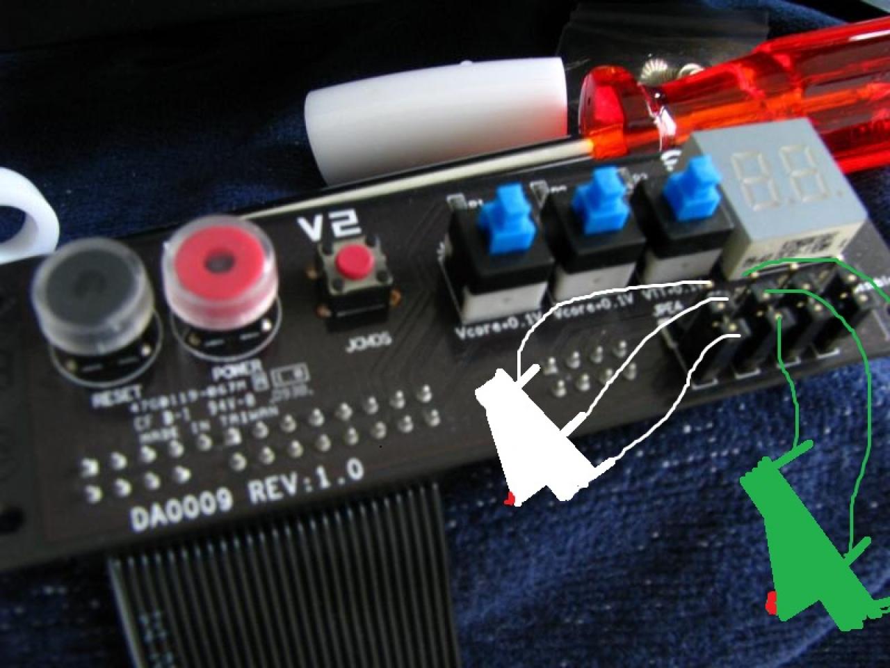 [04/11/2011] Antilles Supercomputer: Elf Grafikchips in einem PC - geht das gut (3)