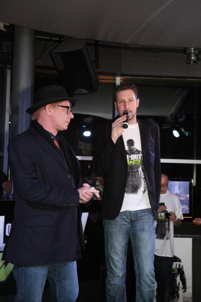[08/11/2011] Modern Warfare 3-Launch Event in Berlin (17)