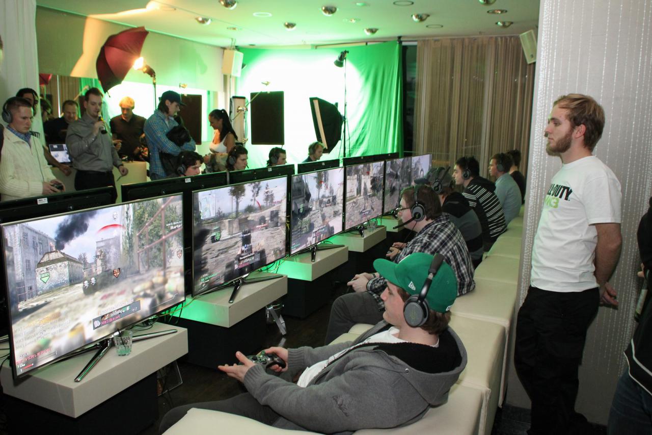 [08/11/2011] Modern Warfare 3-Launch Event in Berlin (22)