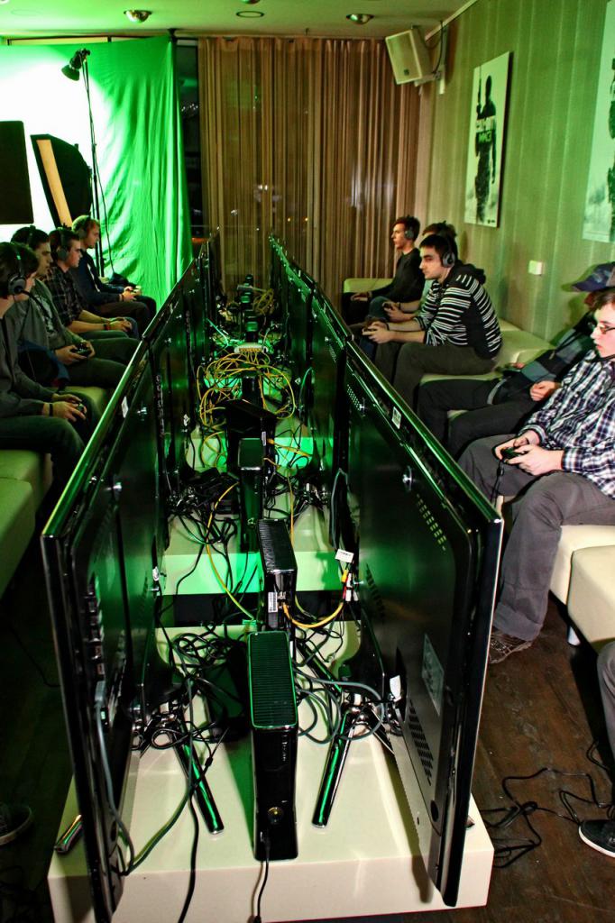 [08/11/2011] Modern Warfare 3-Launch Event in Berlin (23)