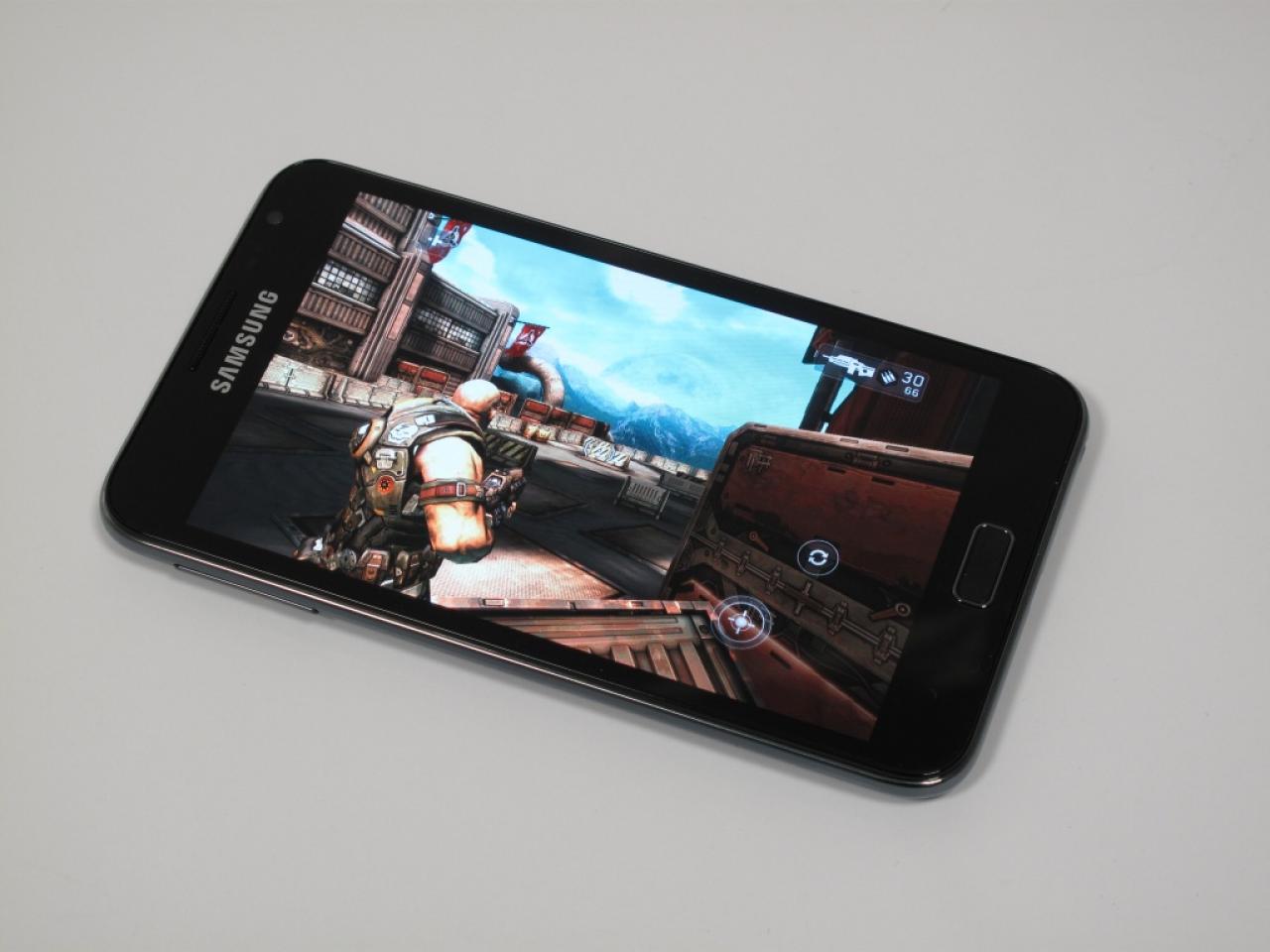 [25/11/2011] Samsung Galaxy Note 02