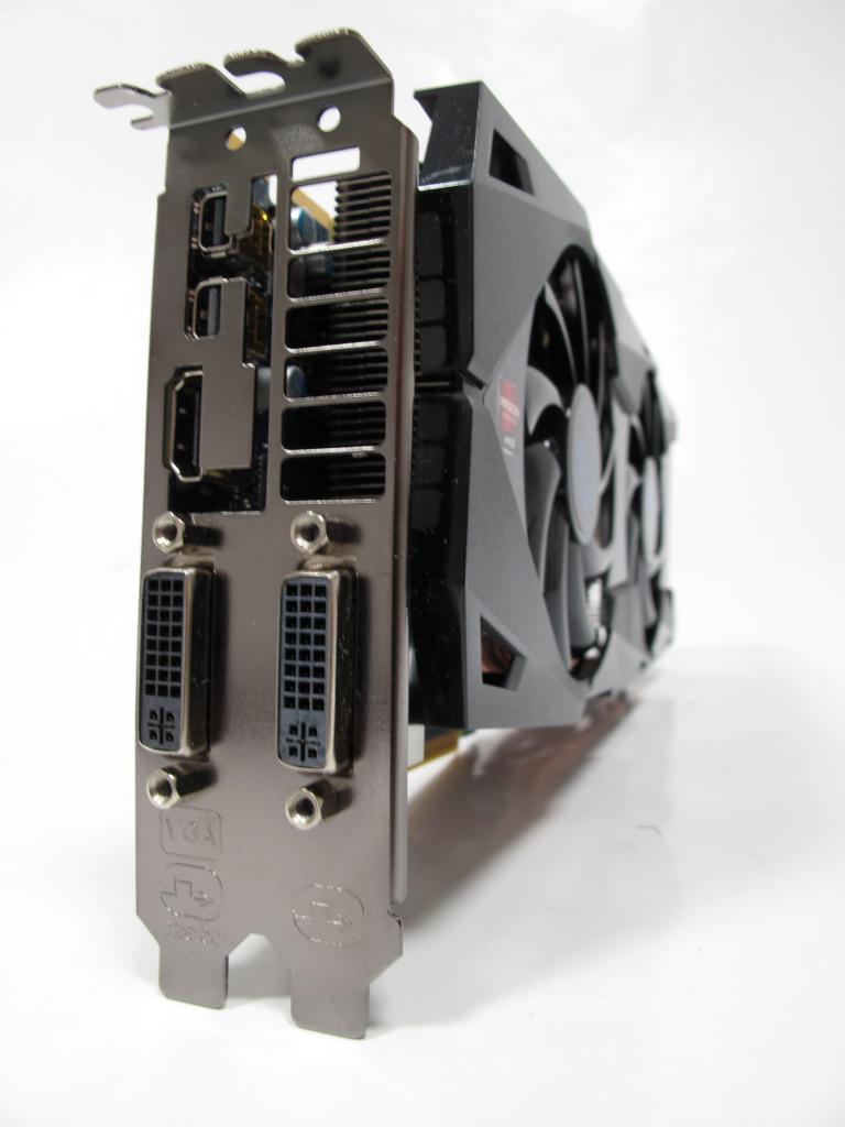 [15/11/2011] Sapphire HD 6970 Dual-Fan (2)