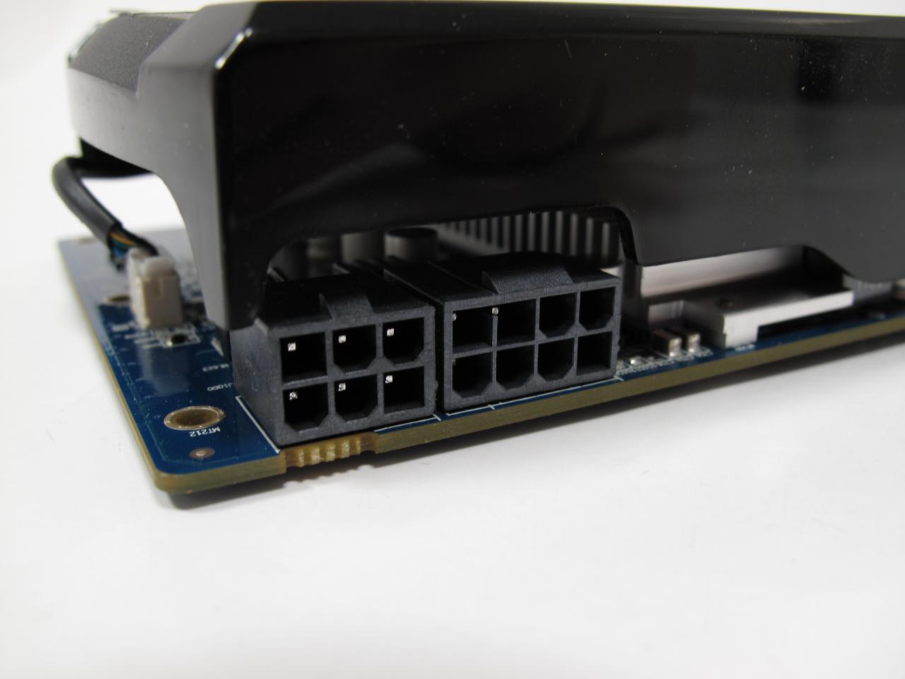 [15/11/2011] Sapphire HD 6970 Flex (3)