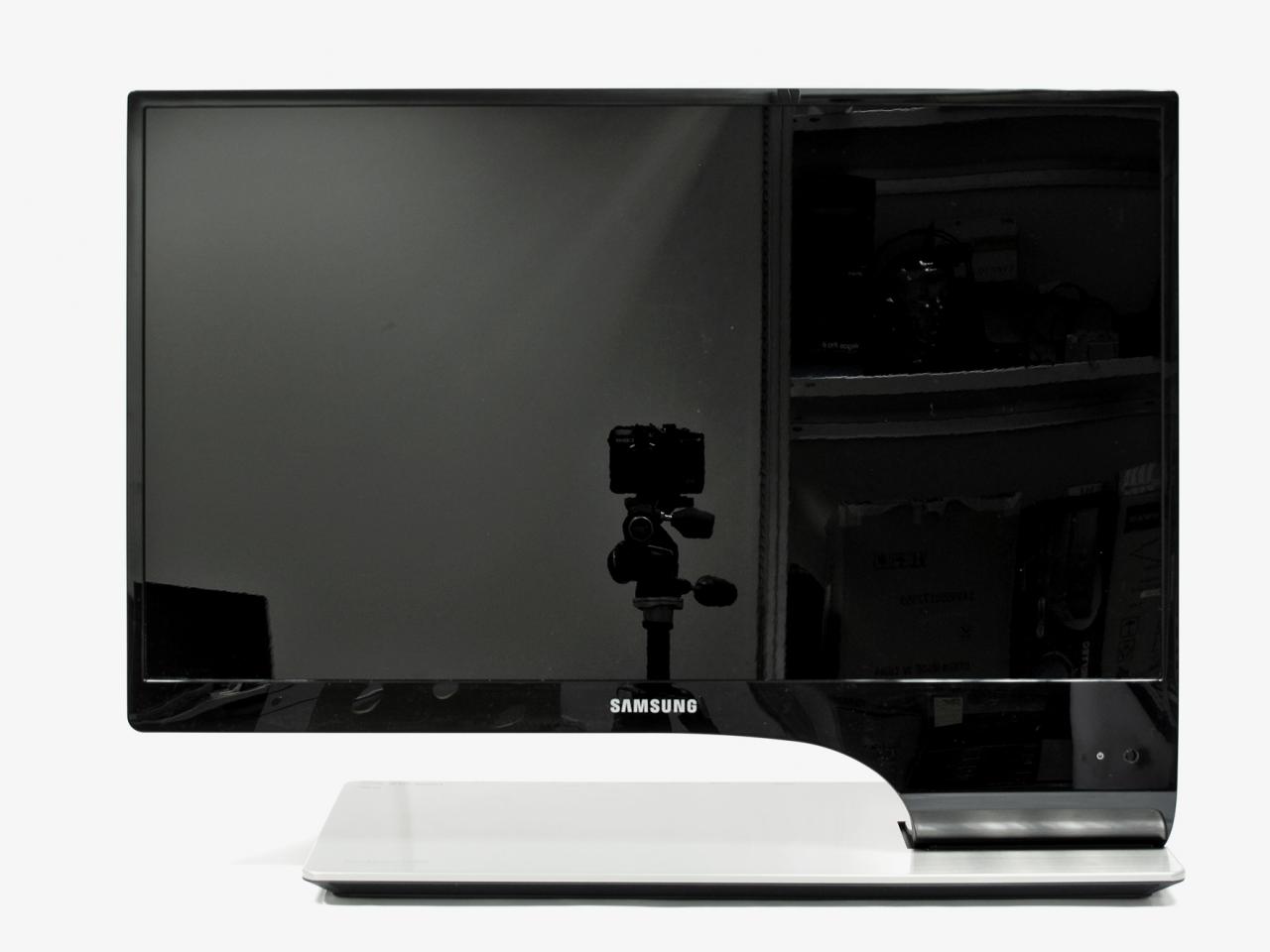 [16/11/2011] Samsung Syncmaster TA950