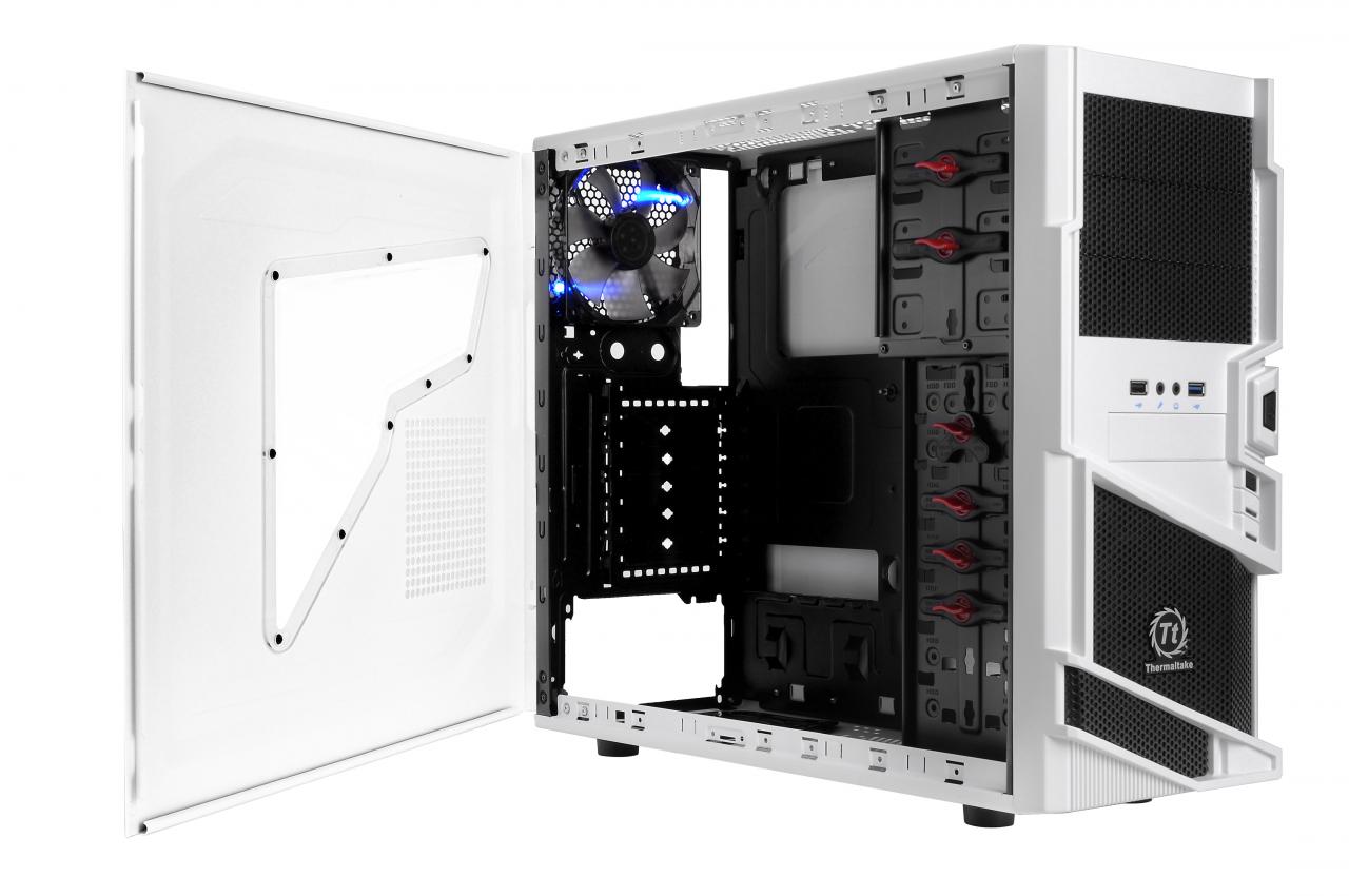 [30/11/2011] Thermaltake Commander MS-I Snow Edition 