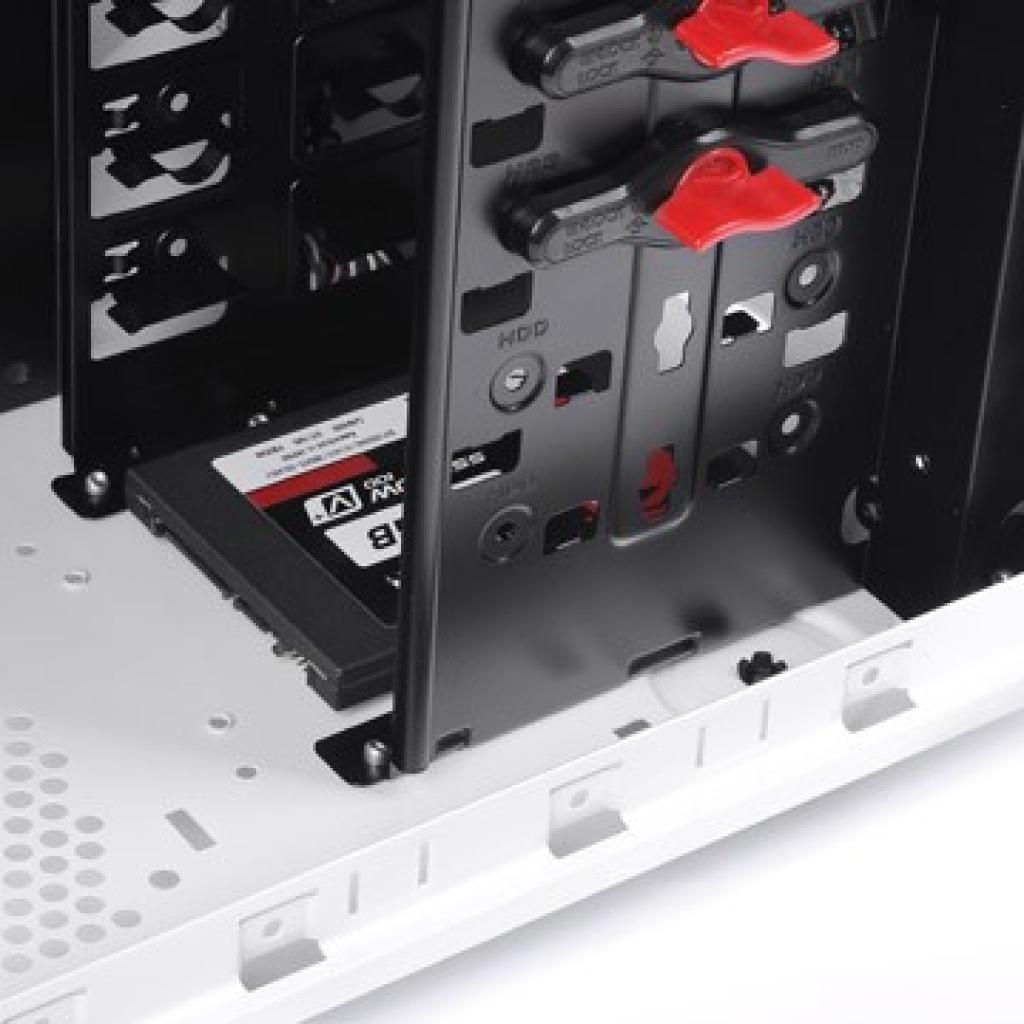 [30/11/2011] Thermaltake Commander MS-I Snow Edition 