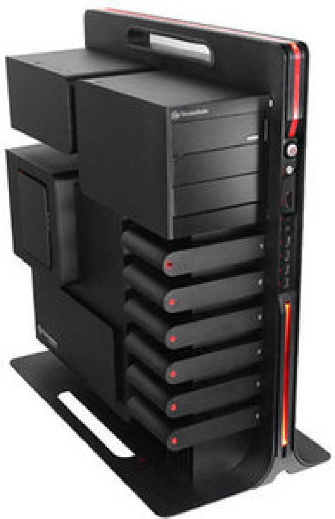 [03/11/2011] Gehäuse: Thermaltake Level 10 für 464 Euro.