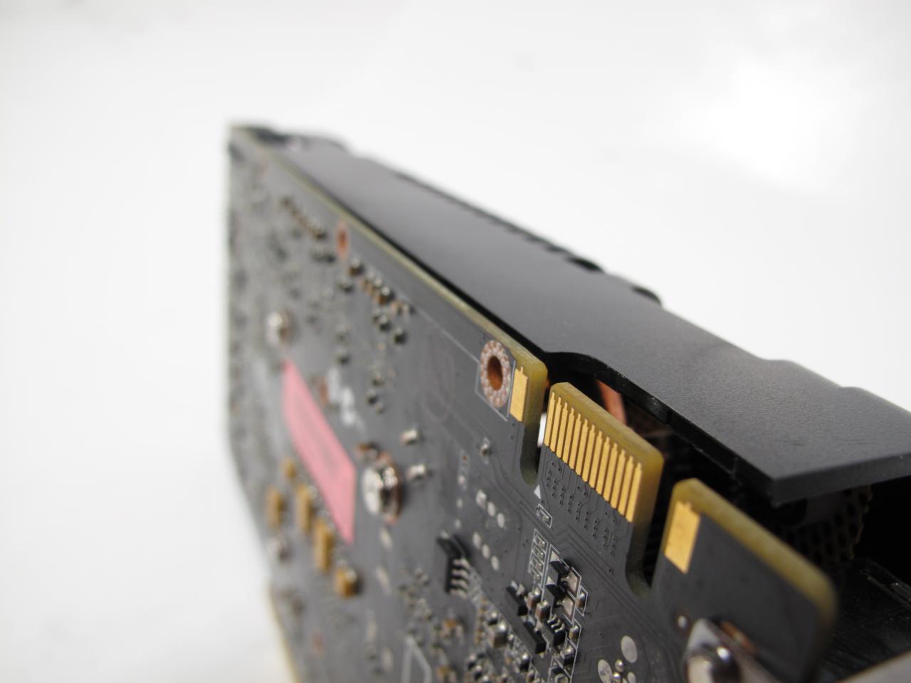 [15/11/2011] Zotac GTX 560 Multiview (2)