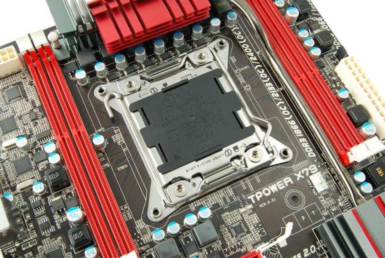 [02/11/2011] Neue Bilder zum Biostar TPower X79 aufgetaucht (3)