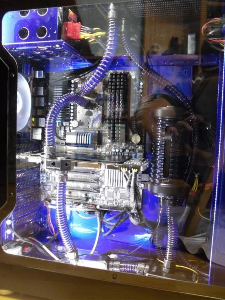 [13/11/2011] Neue Beispiele für PC-Beleuchtungen (23)