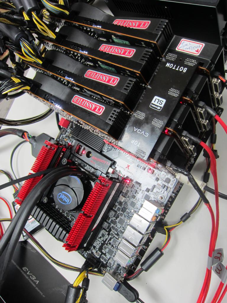 [17/11/2011] EVGA X79 Classified entfesselt: Flüssigstickstoff und 4-Wege-SLI (1)