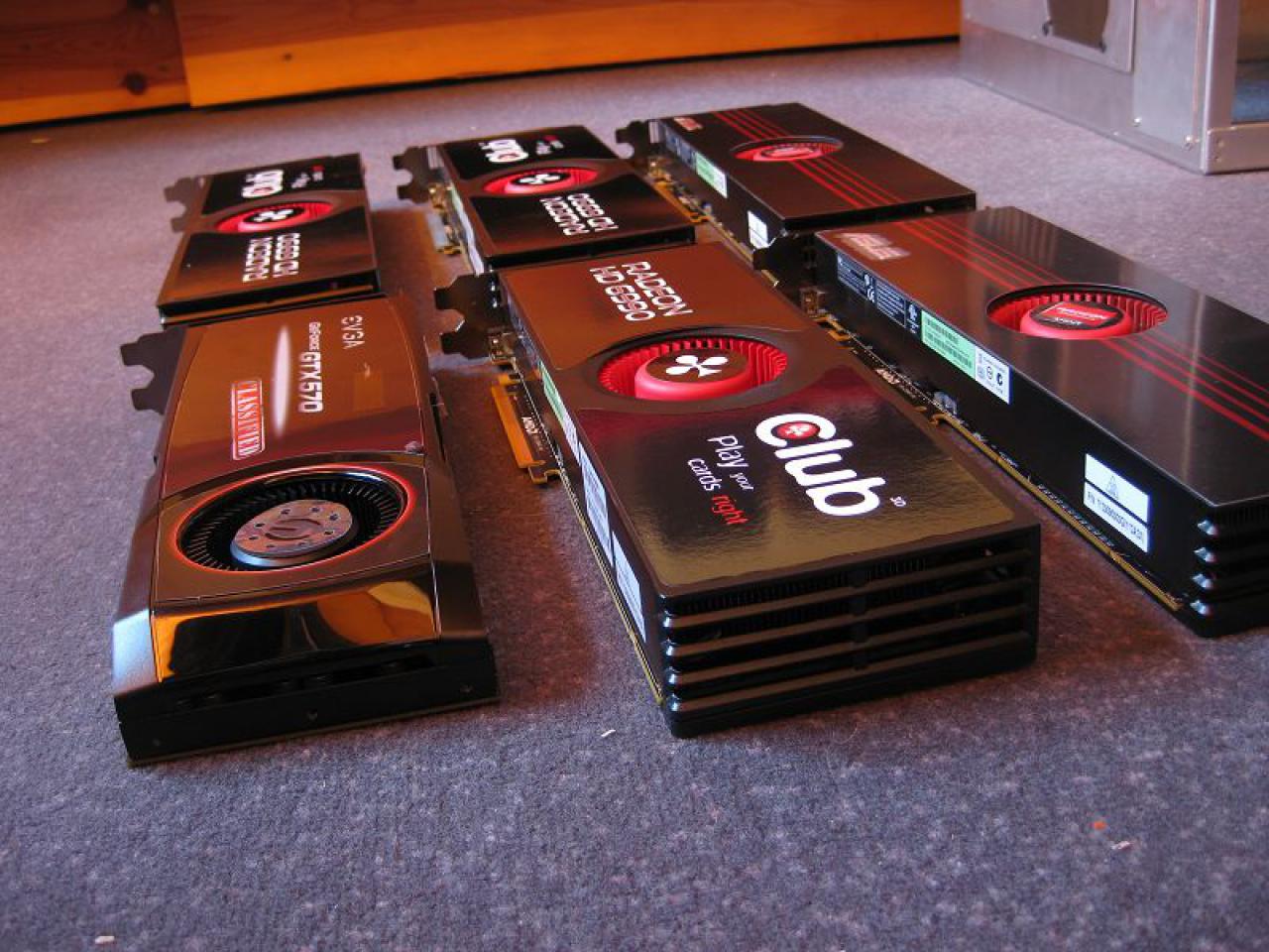 [04/11/2011] Antilles Supercomputer: Elf Grafikchips in einem PC - geht das gut? (10)