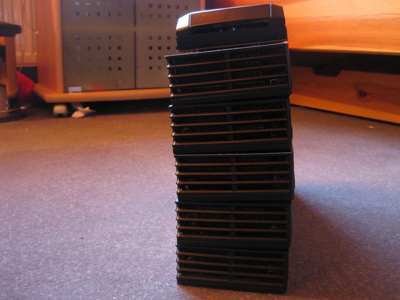 [04/11/2011] Antilles Supercomputer: Elf Grafikchips in einem PC - geht das gut? (14)