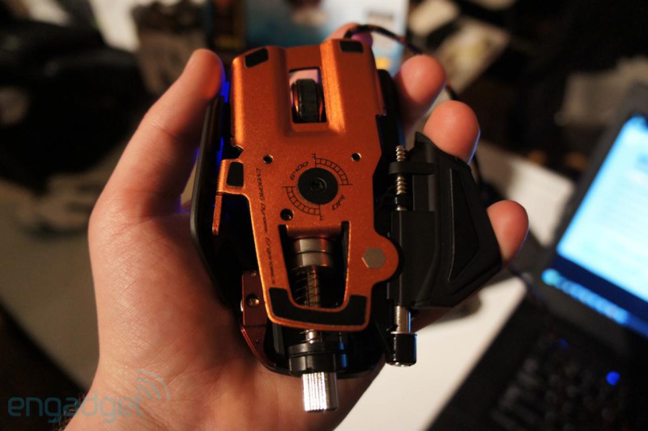 [09/11/2011] Erste Bilder der Mad Catz Cyborg M.M.O.7 gesichtet (6)
