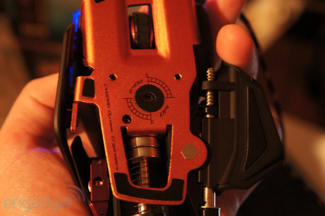 [09/11/2011] Erste Bilder der Mad Catz Cyborg M.M.O.7 gesichtet (7)