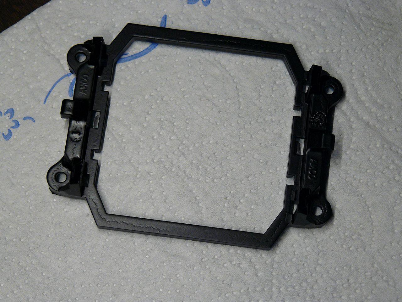 [04/11/2011] Casemod The black envy: Giftgrün trifft auf schwarzen Lack (33)