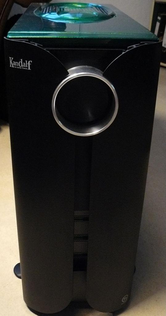 [04/11/2011] Casemod The black envy: Giftgrün trifft auf schwarzen Lack (47)