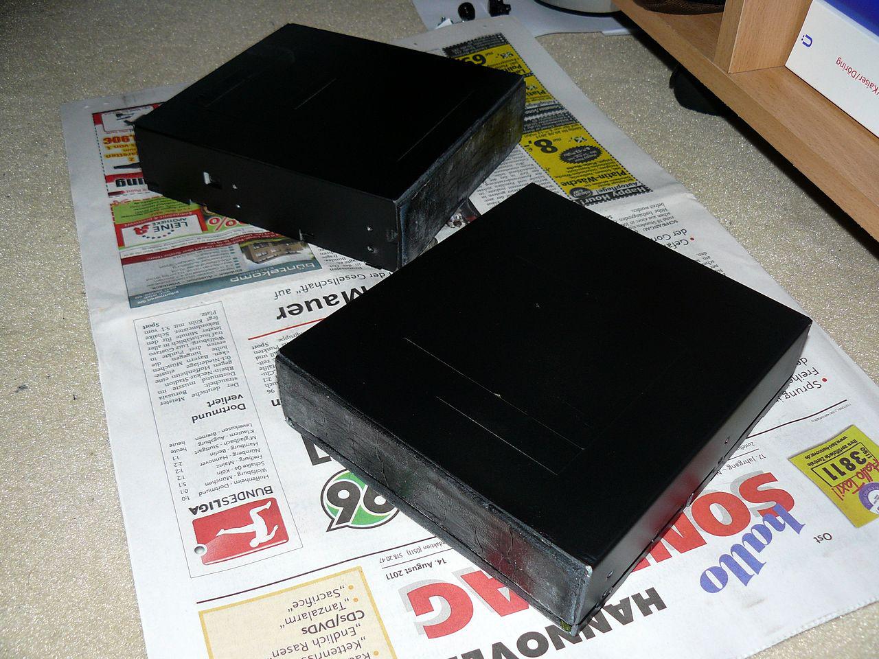 [04/11/2011] Casemod The black envy: Giftgrün trifft auf schwarzen Lack (56)