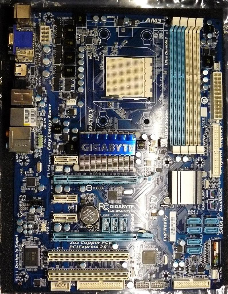 [04/11/2011] Casemod The black envy: Giftgrün trifft auf schwarzen Lack (72)