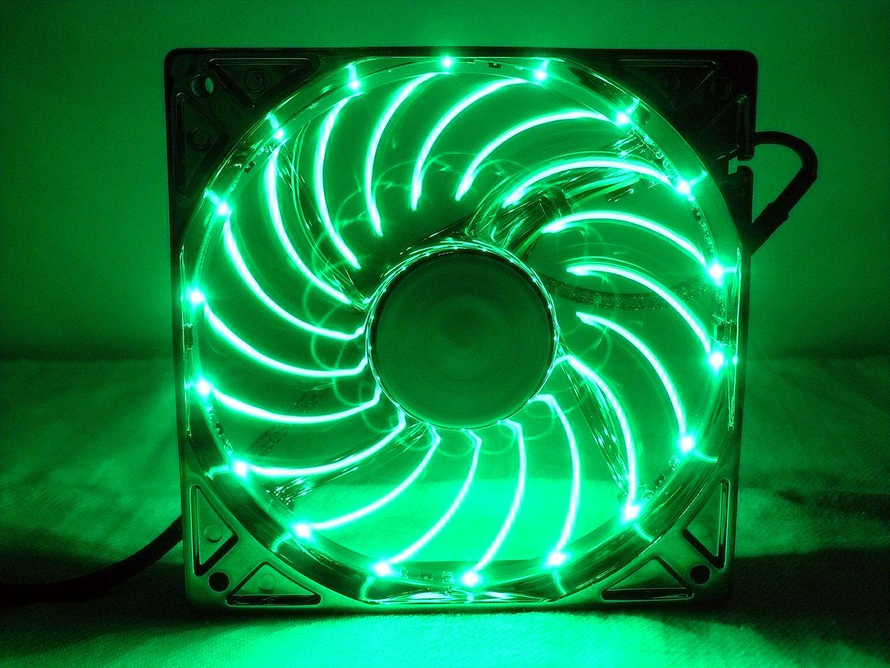 [04/11/2011] Casemod The black envy: Giftgrün trifft auf schwarzen Lack (83)