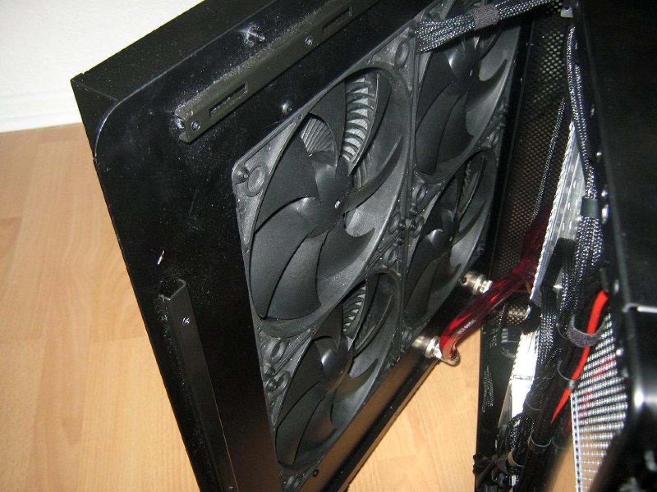 [18/11/2011] Lian-Li-Casemod: Lochblech, schicke Wakü und nun Sandy Bridge Extreme - klappt der Wechsel? (45)