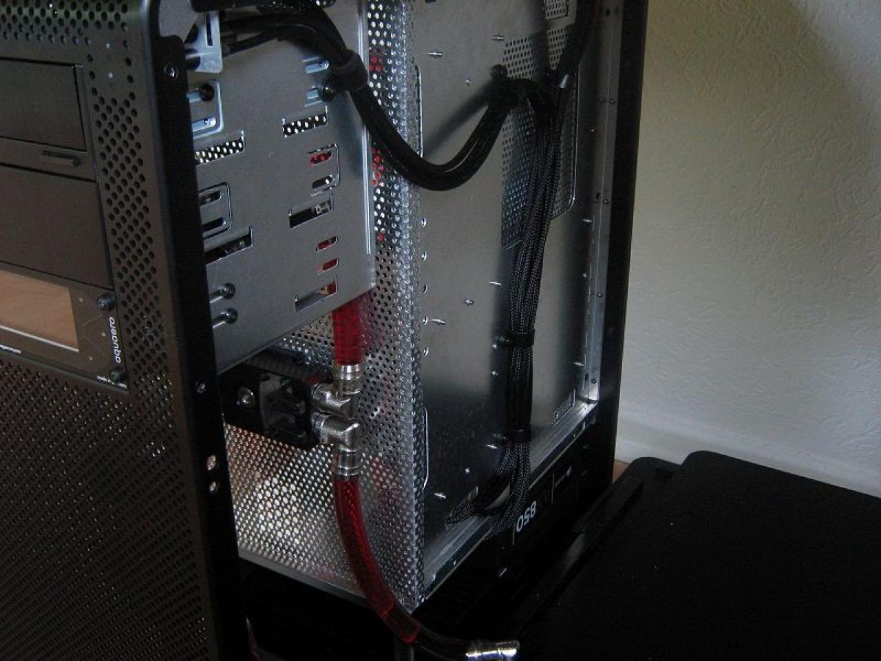 [18/11/2011] Lian-Li-Casemod: Lochblech, schicke Wakü und nun Sandy Bridge Extreme - klappt der Wechsel? (27)