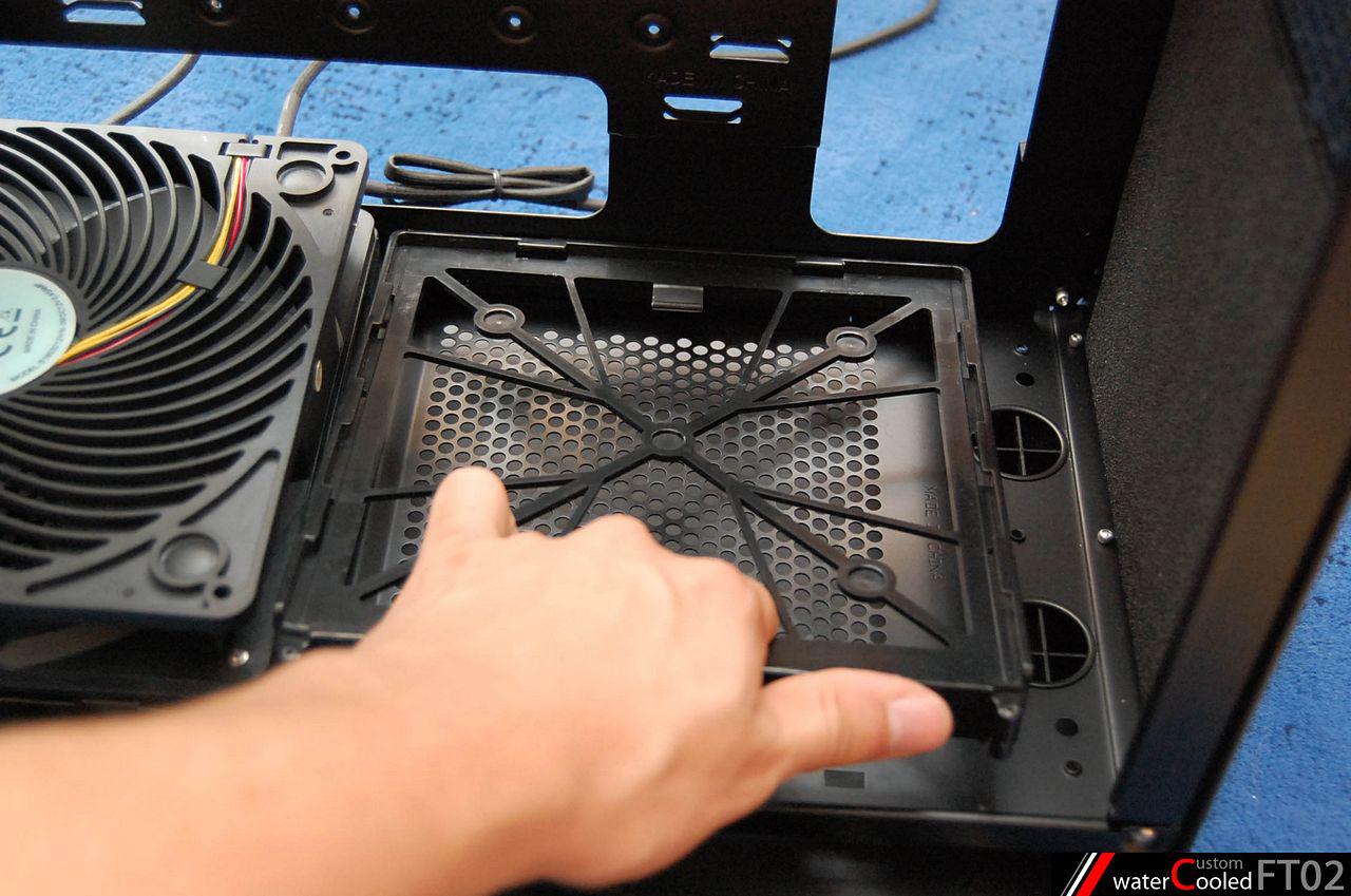 [04/11/2011] Spannendes Casemod-Projekt: Quad-Radiator im FT02, temperaturabhängige Beleuchtung und mehr (2)