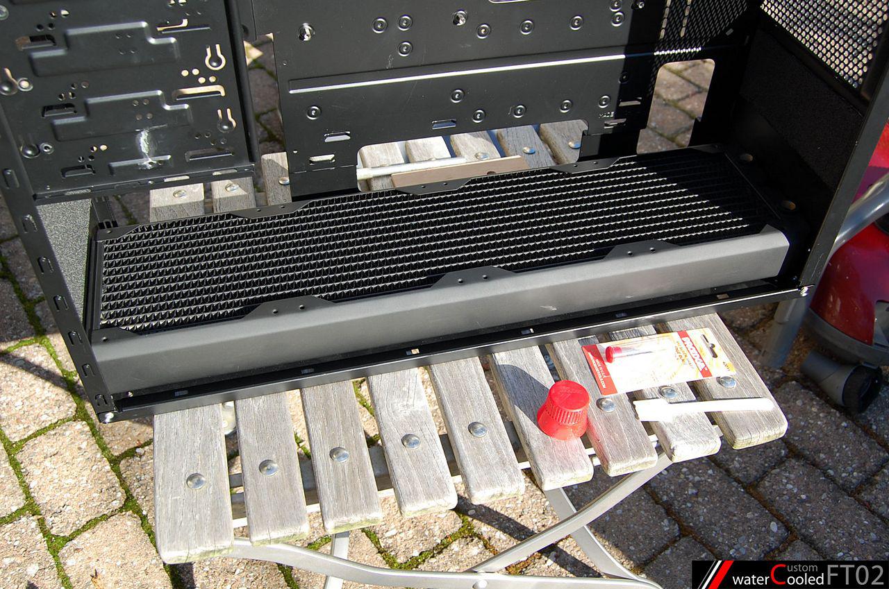[04/11/2011] Spannendes Casemod-Projekt: Quad-Radiator im FT02, temperaturabhängige Beleuchtung und mehr (41)