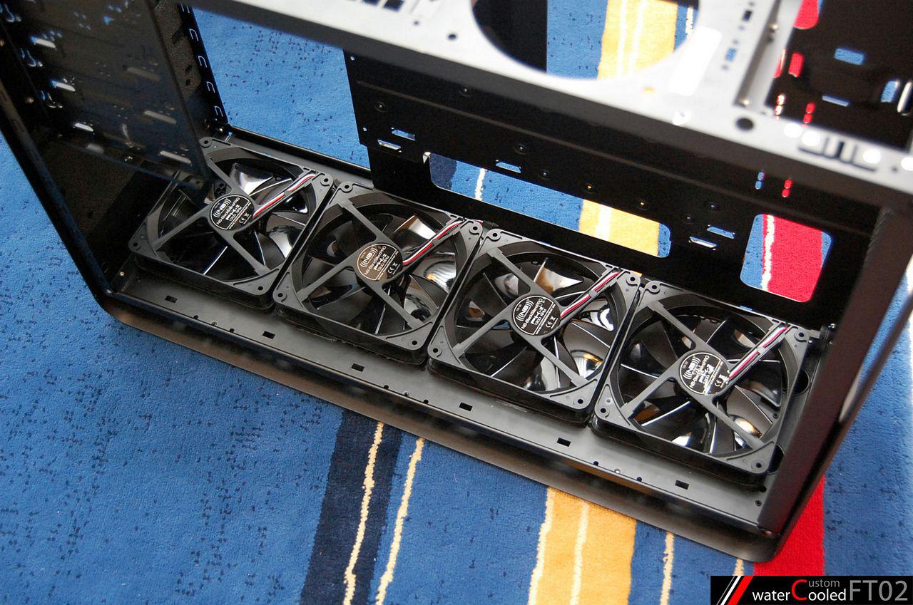 [04/11/2011] Spannendes Casemod-Projekt: Quad-Radiator im FT02, temperaturabhängige Beleuchtung und mehr (55)