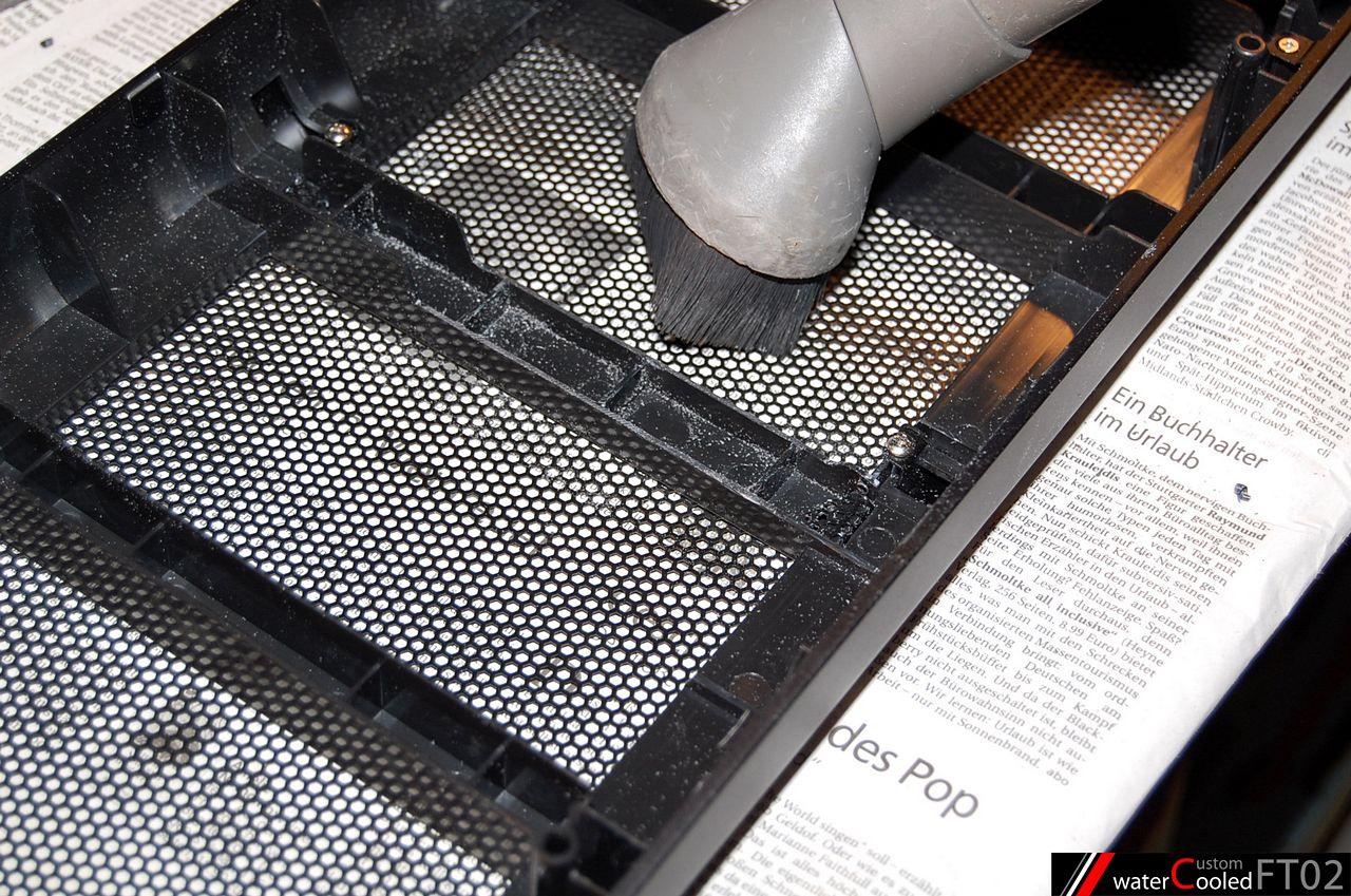 [04/11/2011] Spannendes Casemod-Projekt: Quad-Radiator im FT02, temperaturabhängige Beleuchtung und mehr (90)