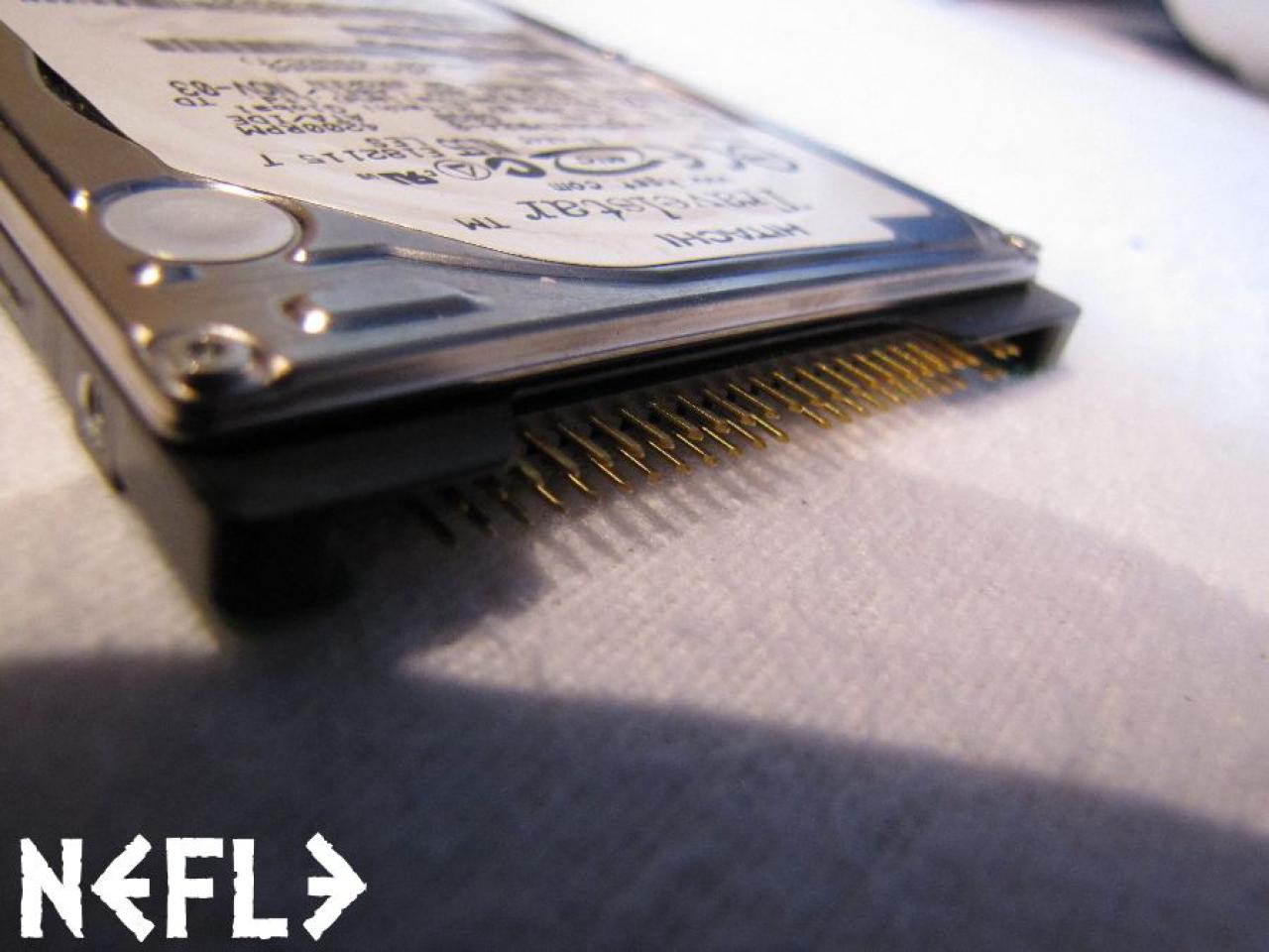 [25/11/2011] Update vom 26.11: Kühler- und HDD-Modding (2)