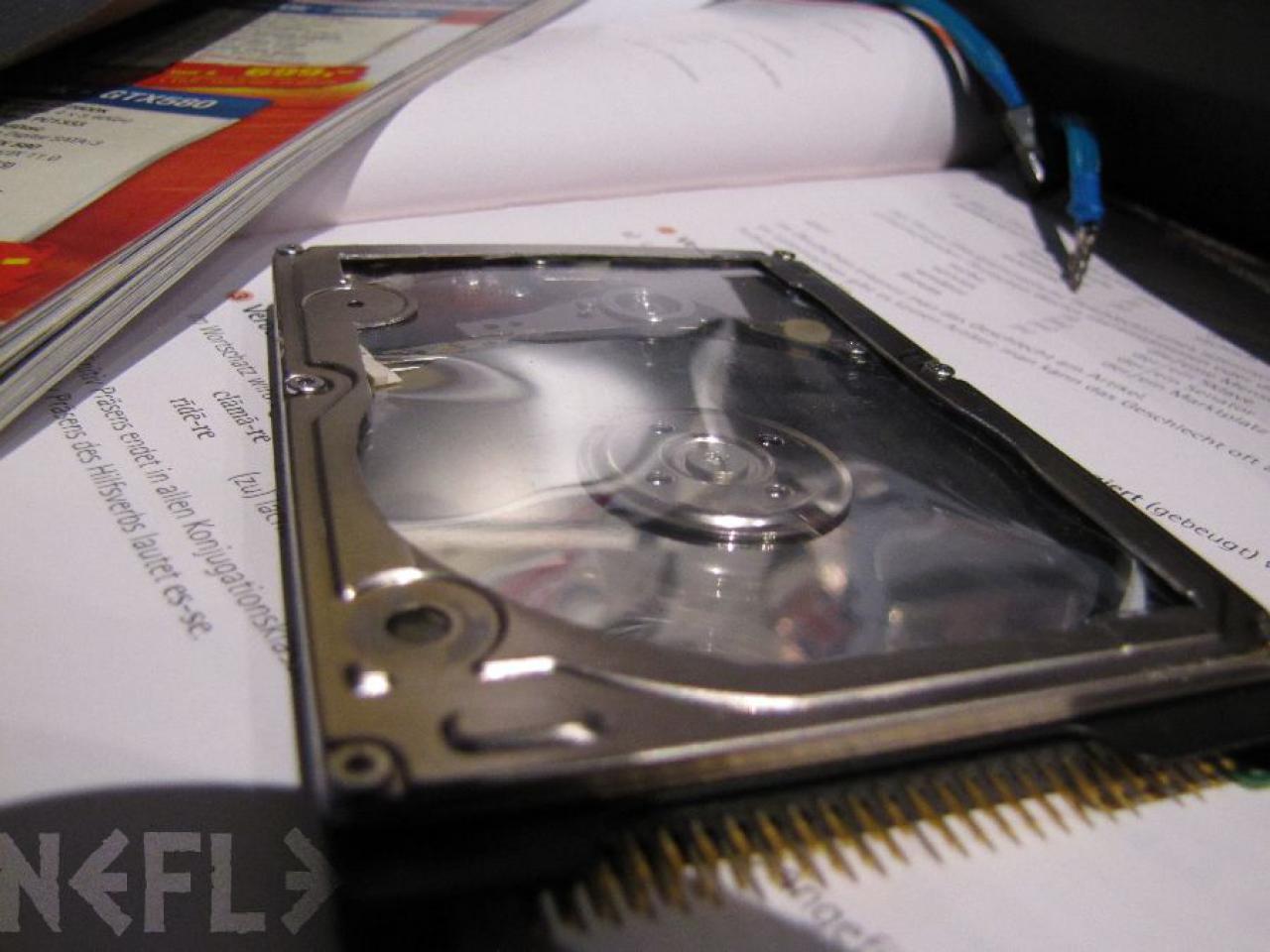 [25/11/2011] Update vom 26.11: Kühler- und HDD-Modding (33)