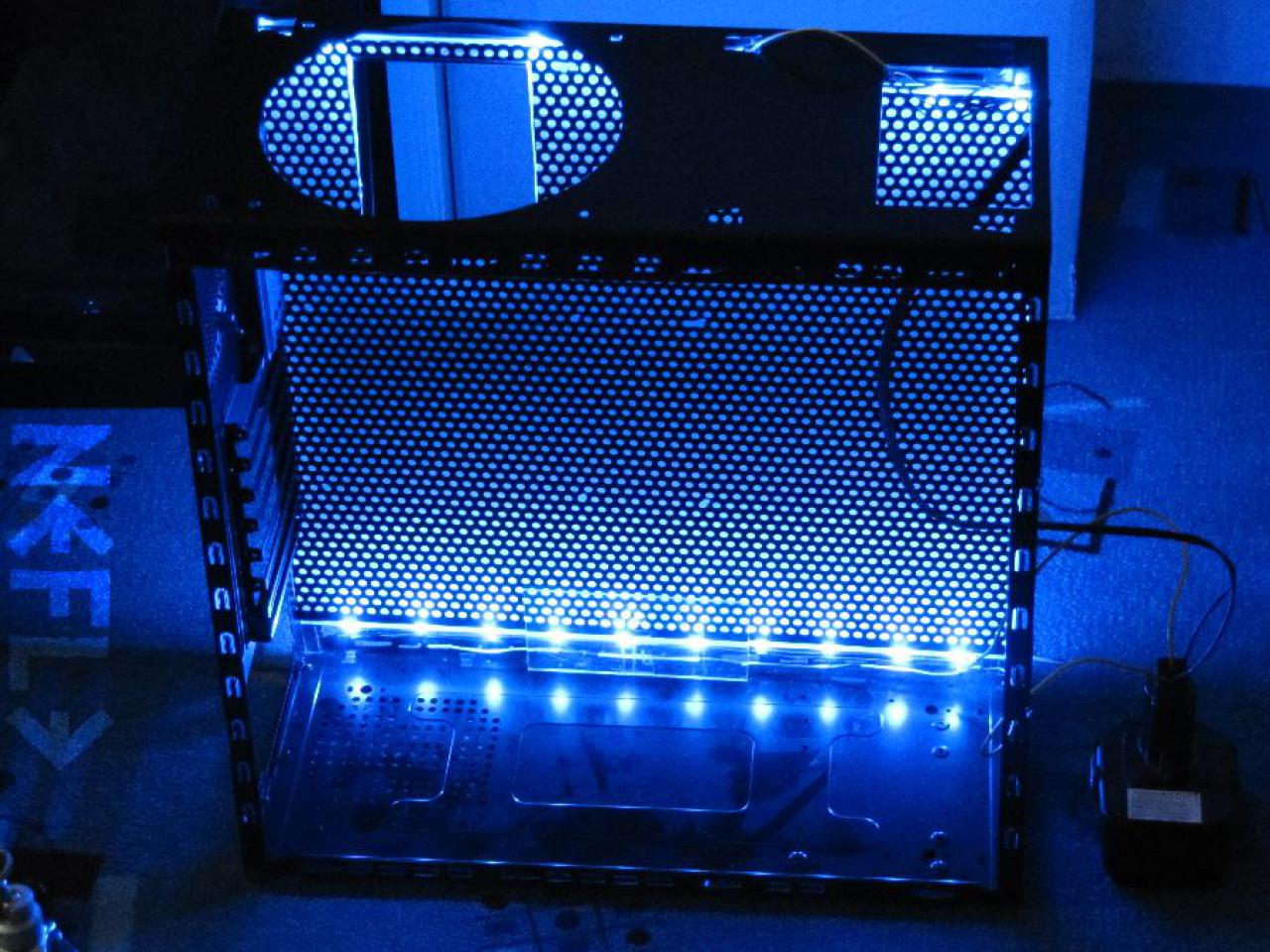 [25/11/2011] Update vom 26.11: Kühler- und HDD-Modding (44)