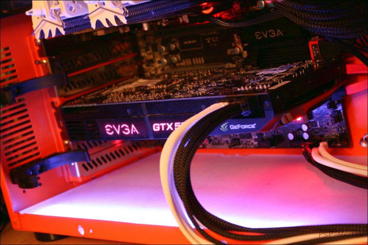 [11/11/2011] Hacker's Home: Schwarz-orange Casemod bekommt Wakü mit stationären Radiator (3)