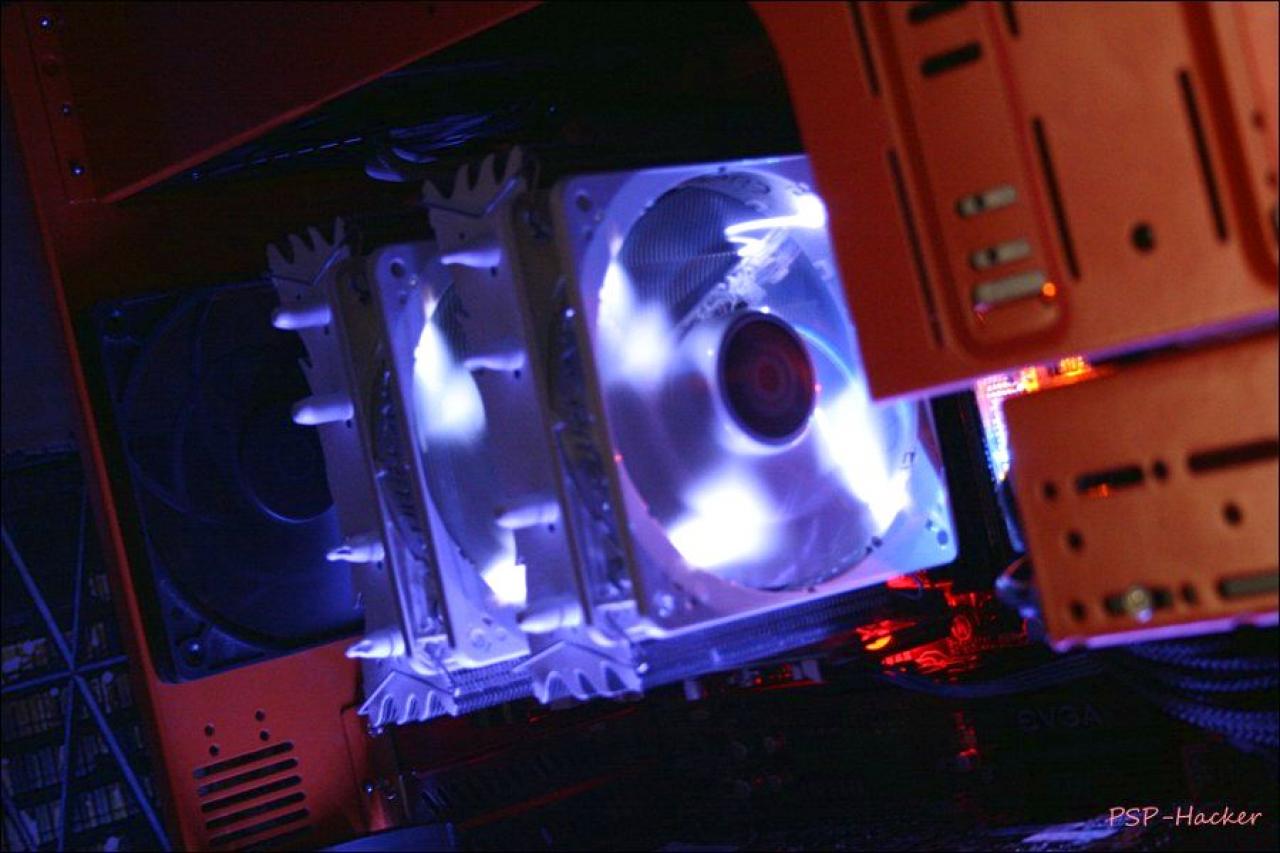 [11/11/2011] Hacker's Home: Schwarz-orange Casemod bekommt Wakü mit stationären Radiator (4)