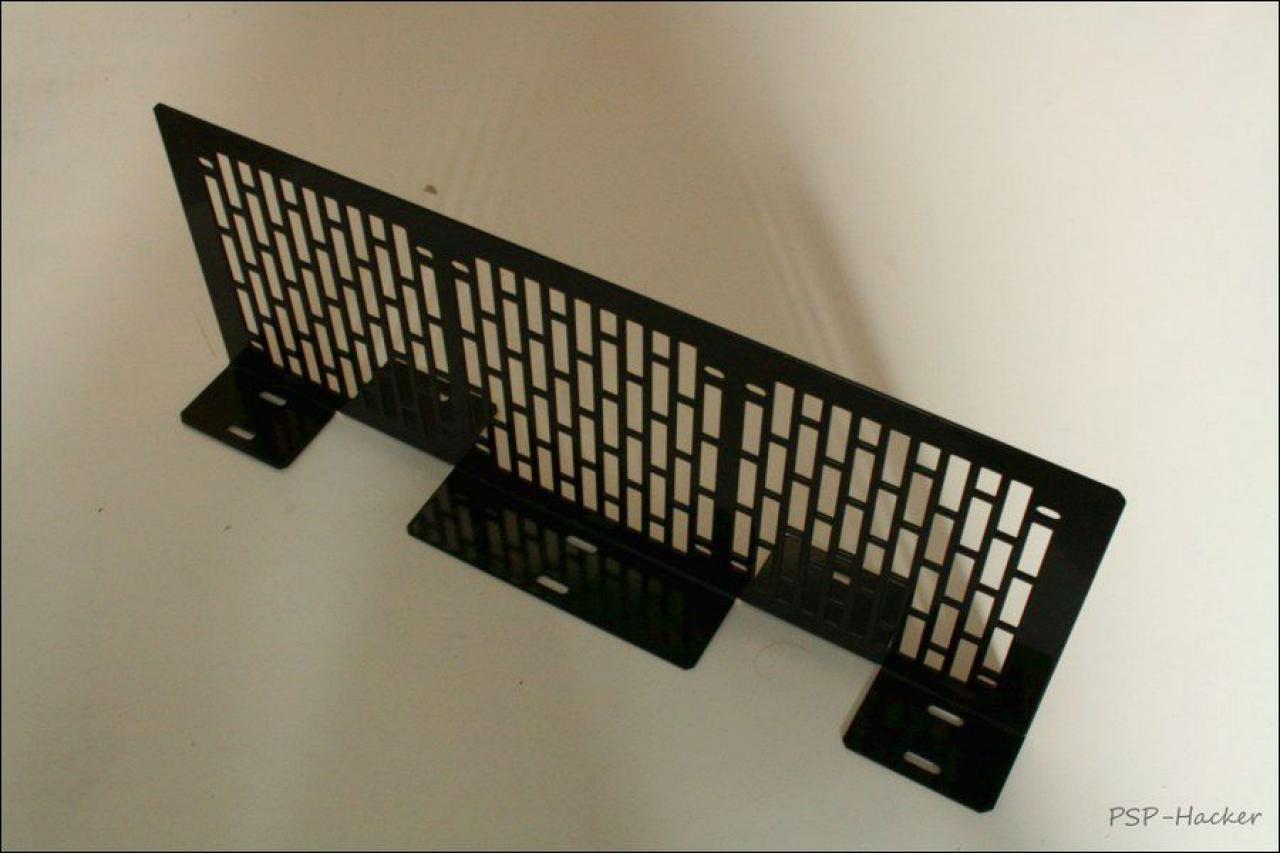 [11/11/2011] Hacker's Home: Schwarz-orange Casemod bekommt Wakü mit stationären Radiator (20)