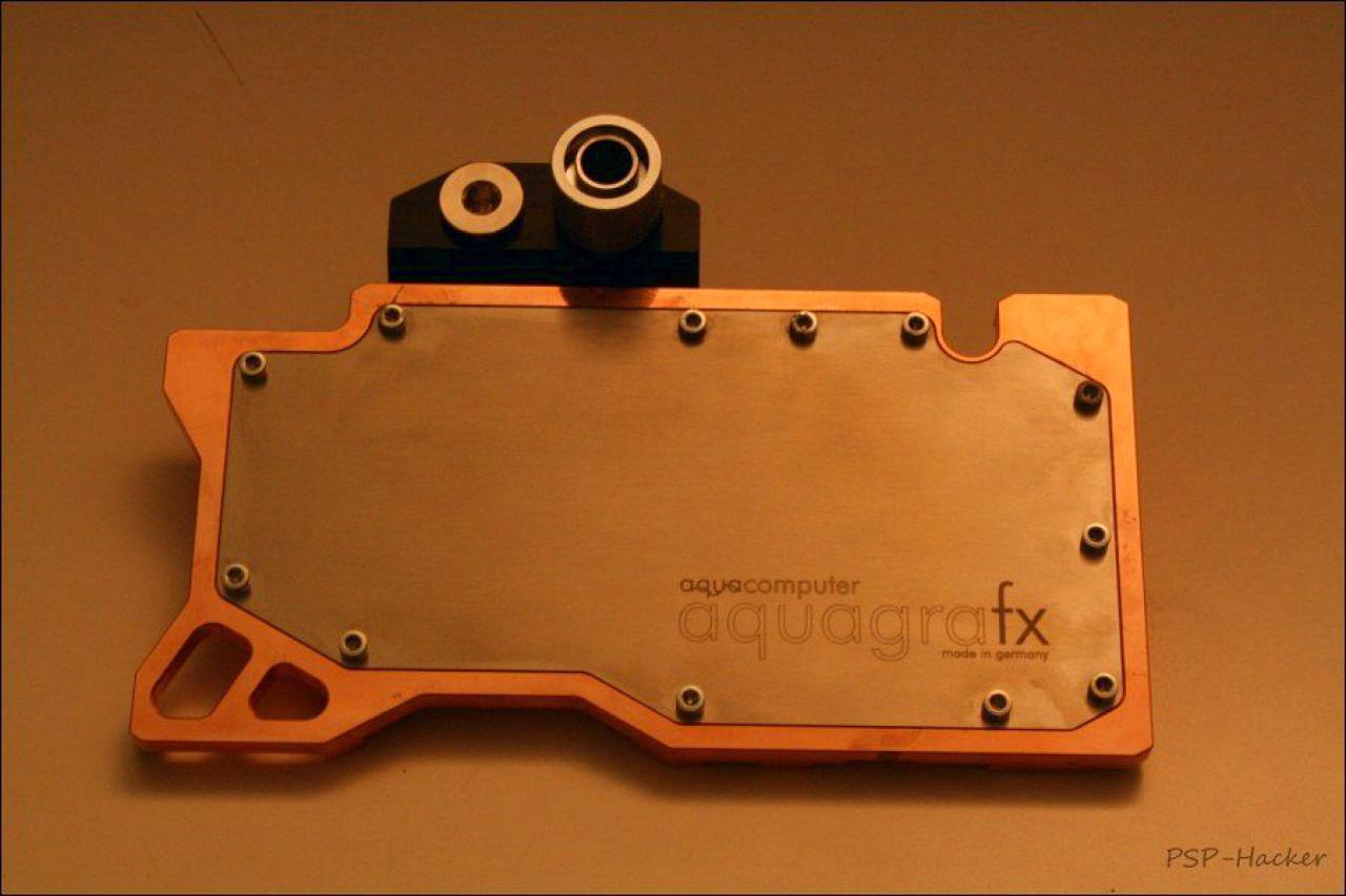 [11/11/2011] Hacker's Home: Schwarz-orange Casemod bekommt Wakü mit stationären Radiator (25)