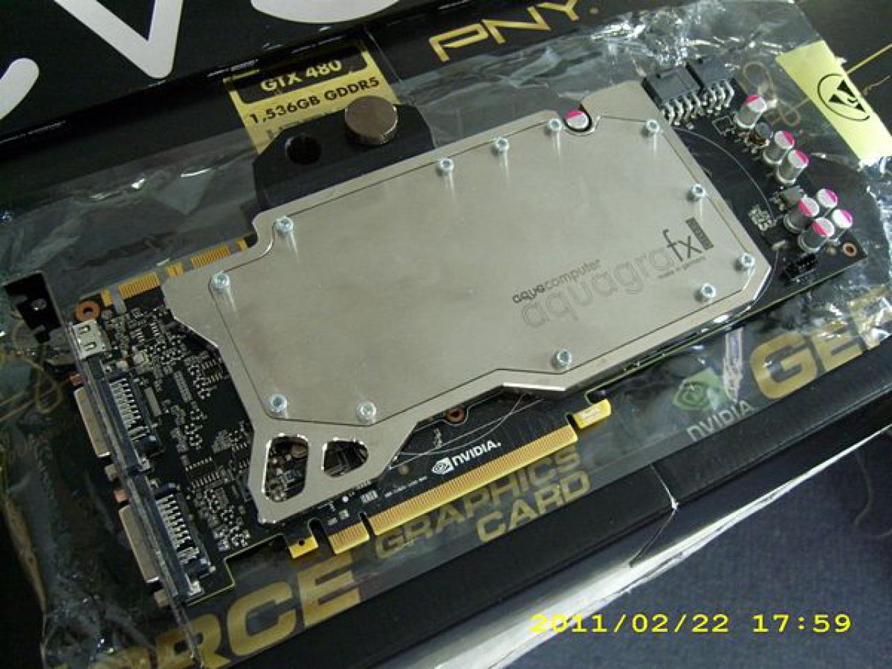 [25/11/2011] Casecon White Giant: Alu-Gehäuse nach Maß für einen Riesen-Radiator (9)