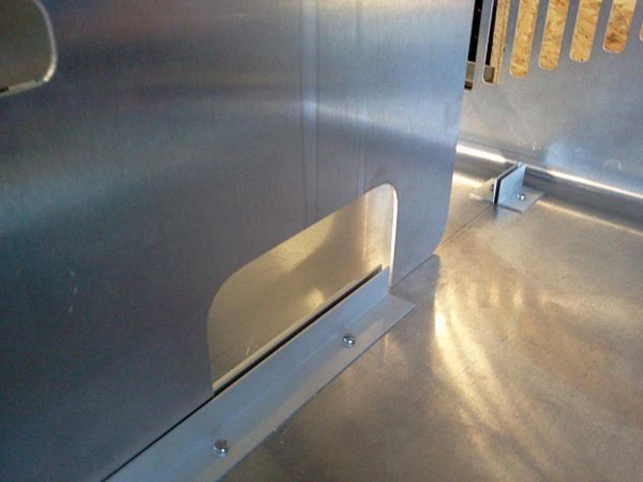 [25/11/2011] Casecon White Giant: Alu-Gehäuse nach Maß für einen Riesen-Radiator (31)