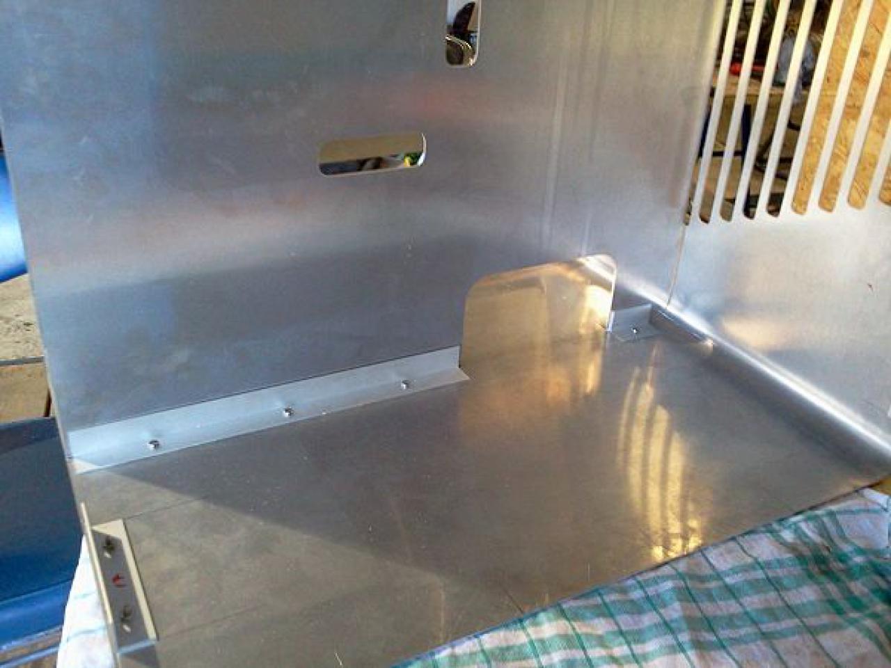 [25/11/2011] Casecon White Giant: Alu-Gehäuse nach Maß für einen Riesen-Radiator (32)