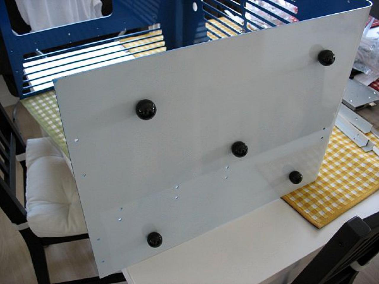 [25/11/2011] Casecon White Giant: Alu-Gehäuse nach Maß für einen Riesen-Radiator (55)