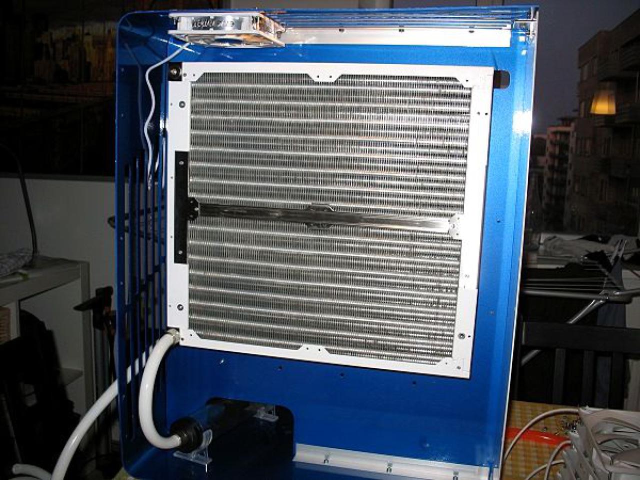 [25/11/2011] Casecon White Giant: Alu-Gehäuse nach Maß für einen Riesen-Radiator (64)
