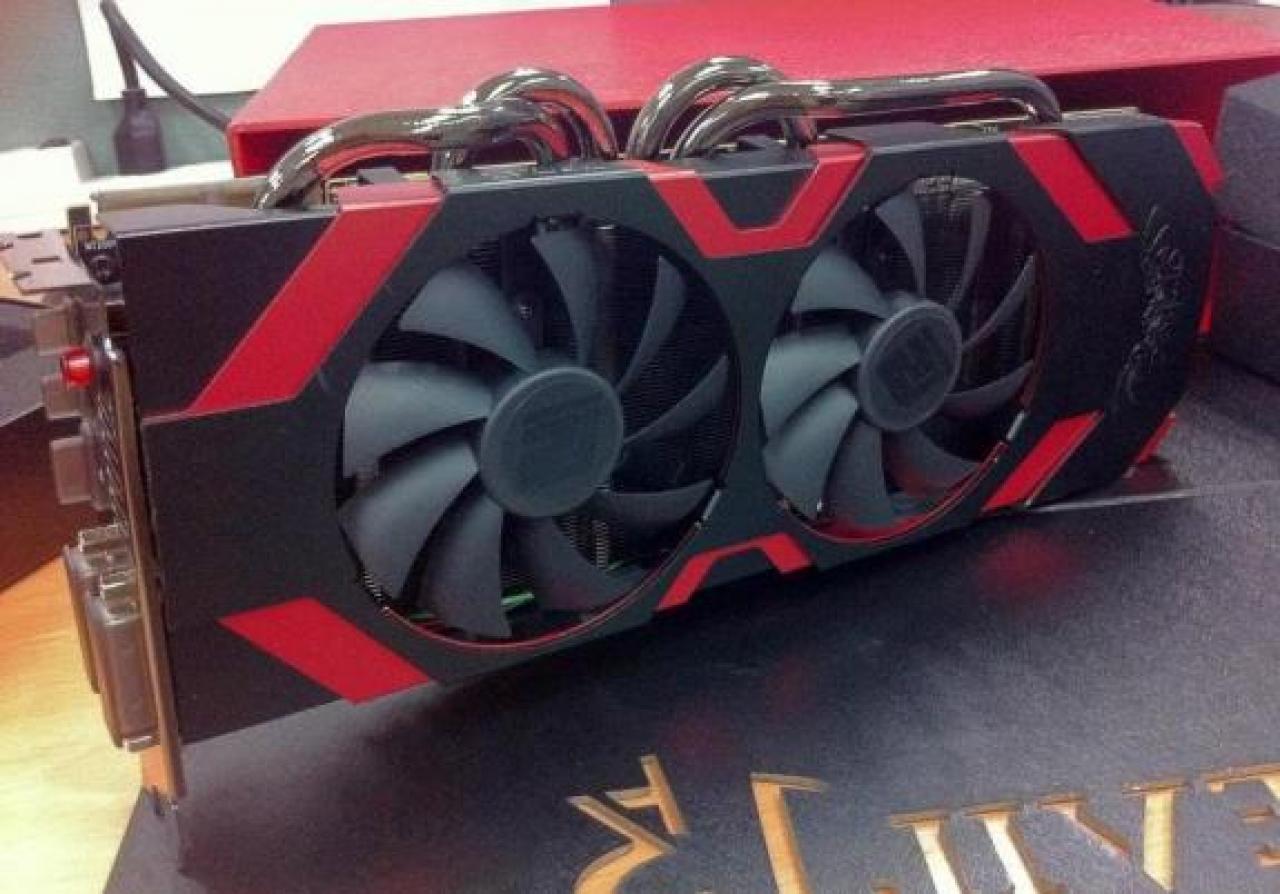 [01/11/2011] Powercolor Radeon HD 6970 Devil 13 (3)