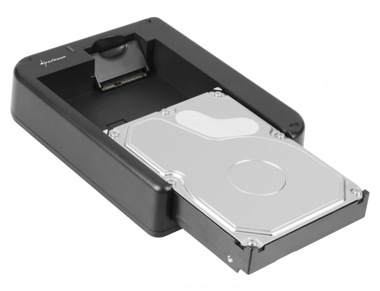 [03/11/2011] Sharkoon Sata Quickdeck Pro: Stapelbare Dockingstation für 2,5- und 3,5-Zoll-Sata-Festplatten (2)