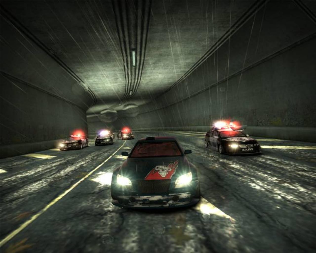[02/12/2011] 2005: NfS Most Wanted fährt (haha) schickes Pseudo-HDR auf wenn Sie aus einem Tunnel rasen - ohnehin ist das Rennspiel gut ausgeleuchtet