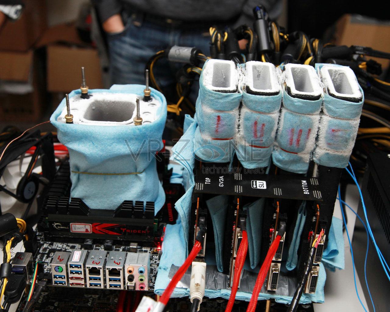 [13/12/2011] Core i7-3960X auf X79 Classified. (7)