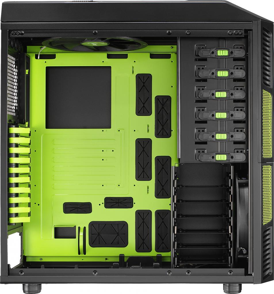 [15/12/2011] Aerocool X-Predator Evil Green Edition (6)
